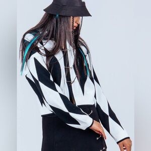 NWT clip button cardigan